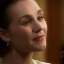 Rachel Miner- as Anna Coulson- 10 - 454 x 256