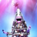 Ana Gasteyer- as Tree - 454 x 227