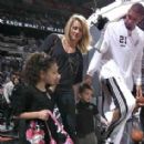Tim Duncan and Amy Sherrill - 283 x 282
