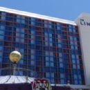 Skyscraper hotels in Paradise, Nevada