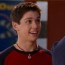 Raviv Ullman - Phil of the Future - 454 x 337