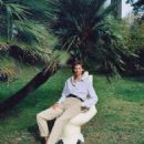 Karolin Wolter - Vogue Magazine Pictorial [United Kingdom] (May 2020) - 454 x 588