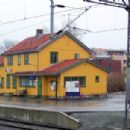 Railway stations in Røyken