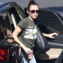 Miley Cyrus – Shopping candids in Highland Park - 454 x 636