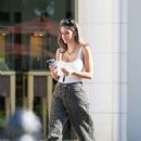 Brittany Furlan  Picked up a Necklace from Polacheck’s Jewelers in Calabasas - 454 x 606