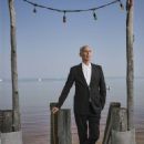 John Waters - Town & Country Magazine Pictorial [United States] (October 2021) - 454 x 564