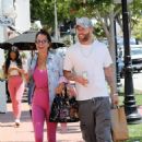 Brooke Burke – With Oliver Trevena steps out in Brentwood - 454 x 681