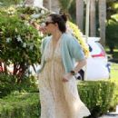 Jennifer Garner – In a spring dress out in Santa Monica