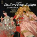 The Merry Widow ( Highlights) Lisa Della Casa - 454 x 457