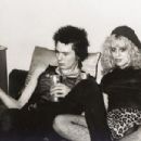 Sid Vicious and Nacy Spungen - 454 x 303