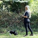 Bianca Gascoigne – Seen in a local park with her new puppy Panda in Essex - 454 x 363