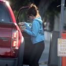 Katherine Schwarzenegger – With Chris Pratt at Blue Bottle in Los Angeles - 454 x 660