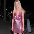 Tara Reid – Celebrates her birthday with friends at Craig’s in West Hollywood - 454 x 808