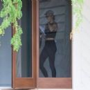 Gisele Bundchen &#8211; Arrives at her new house in Miami