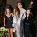 Hailee Steinfeld – Seen while exiting LAVO Ristorante in Los Angeles