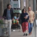 Shannen Doherty – Shopping at vintage market in Malibu - 454 x 415