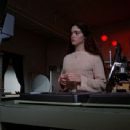 Kathleen Beller- as Gail Osborne - 454 x 341