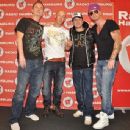 East 17 - 454 x 344
