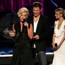 Pink, Nick Lachey and Nicole Richie - The 2006 MTV Video Music Awards - 454 x 547