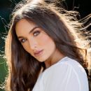 Corrin Stellakis - 454 x 568