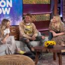The Kelly Clarkson Show - Kaley Cuoco and YBN Cordae (2019) - 454 x 303