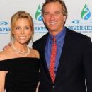 Cheryl Hines and Robert Kennedy Jr - 454 x 255