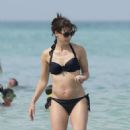 Samantha Cameron in Bikini on Miami Beach - 454 x 552