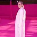 Vanessa Kirby – Valentino Womenswear Fall-Winter 2022-2023 show in Paris - 454 x 681