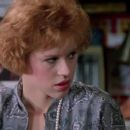 Molly Ringwald- as Andie Walsh - 454 x 255