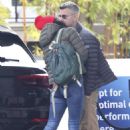 Sarah Silverman – Sharing a kiss with her boyfriend Rory Albanese in Los Angeles - 454 x 681