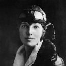 Amelia Earhart - 359 x 480