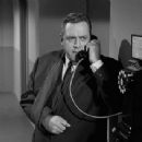 Raymond Burr- as Perry Mason - 454 x 341