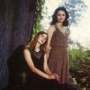 Lyudmila Nevzglyad, Olga Vardasheva - 400 x 260