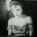Dynamite Smith - Bessie Love - 454 x 342