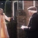 The Ups and Downs of a Handyman - Harold Bennett, Valerie Leon