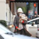 Jessica Alba – Shopping at Whole Foods in Los Angeles