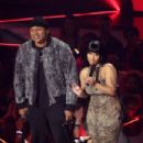 LL Cool J and Nicki Minaj - The 2022 MTV Video Music Awards - 454 x 303