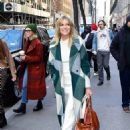 Kaitlin Olson – Stepping out in New York - 454 x 610