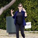 Jennifer Garner – Seen while out for a morning walk in Brentwood