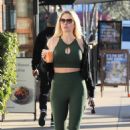Shanna Moakler – In legging out in Woodland Hills - 454 x 681