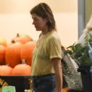 Milla Jovovich &#8211; Shopping for groceries at Whole Foods in Beverly Hills