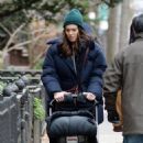 Mandy Moore – Is seen on a family stroll in New York - 454 x 702