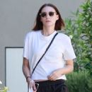 Rooney Mara – Visits the hair salon in West Hollywood