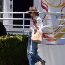 Rose Byrne – Shopping at McCall’s Meat and Fish Co in Los Angeles - 454 x 532