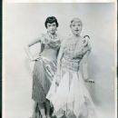 Gentlemen Prefer Blondes Original 1949 Broadway Cast Starring Carol Channing - 327 x 400