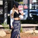 Paris Hilton – Shopping with her pooch in Malibu