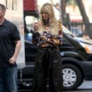 Heidi Klum – Arrives to the ‘Germany’s Next Topmodel’ Set in LA