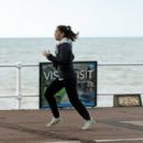 Sabrina Bartlett – Jogging candids in Hastings - 454 x 303