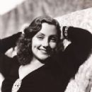 Diana Lewis - 454 x 573