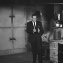 Raymond Burr- as Perry Mason - 454 x 473
